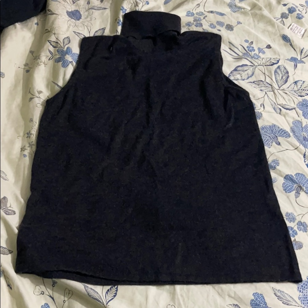 Chanel Cashmere turtleneck Sz42